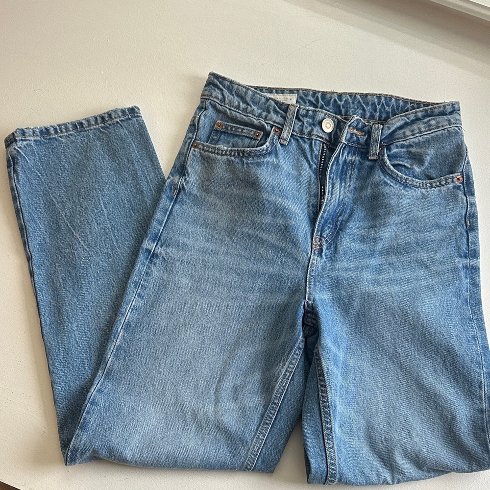Zara High Rise Mom Fit Jeans - Light Blue